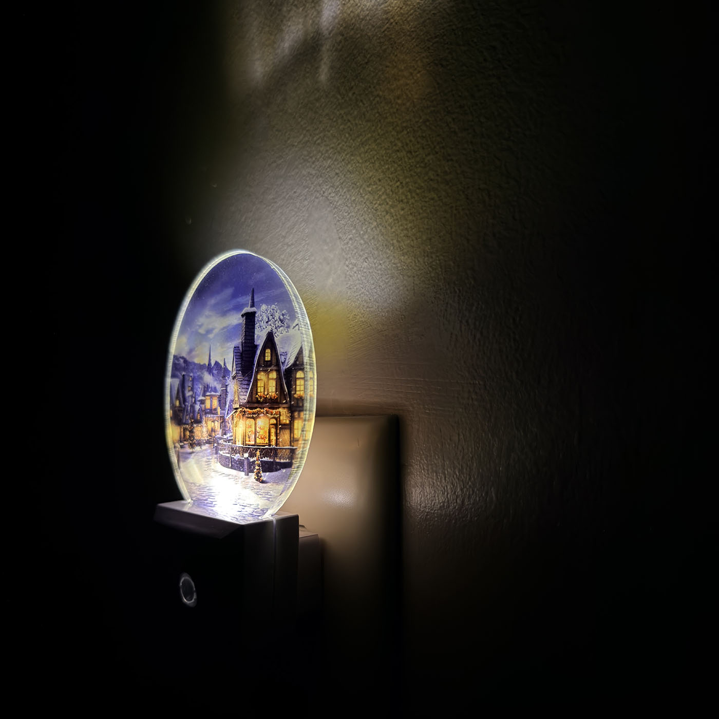 LED Photo Night Light Plugin - Christmas Town